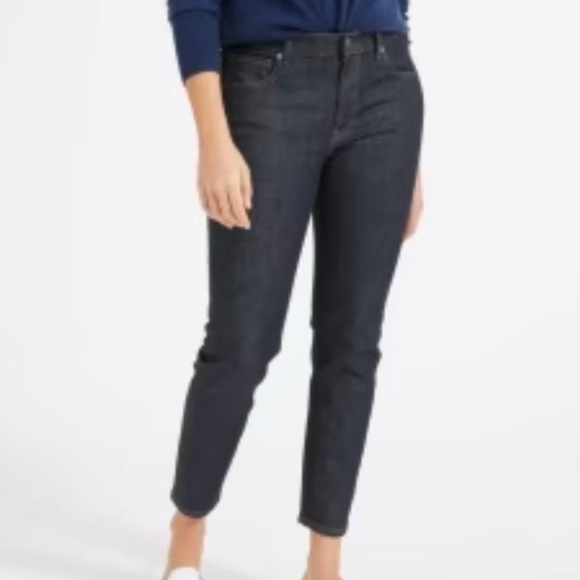 Everlane Mid Rise Skinny Dark Wash Jean - Picture 13 of 13